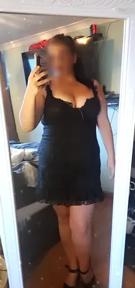 Ela, 35