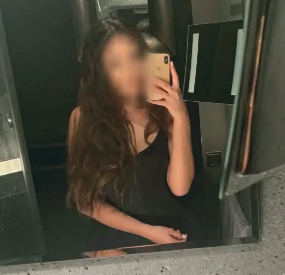 Jette, 24