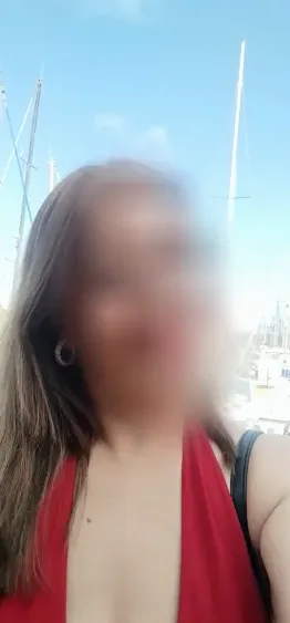 Lea, 35