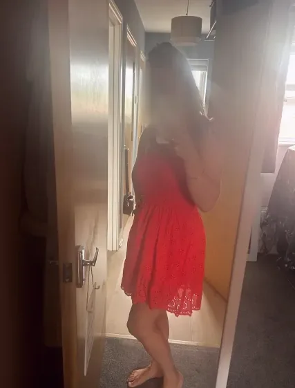Sarah, 34