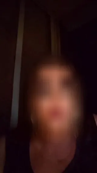 Simone, 34