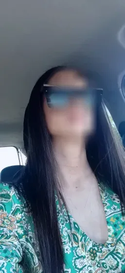 Vanessa, 39