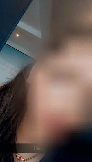 Zeynep, 29