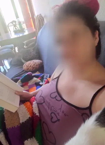 Zeynep, 26